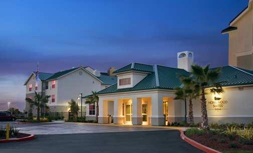 Homewood Suites by Hilton Sacramento Airport - Natomas