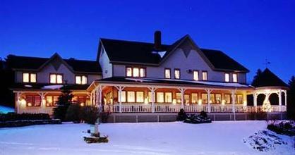 WilloughVale Inn and Cottages