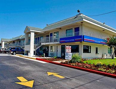 Motel 6 Austin Central - North