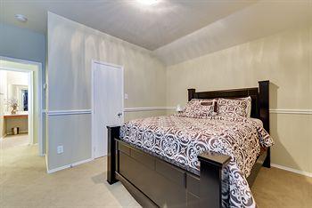 Arlington Villa
