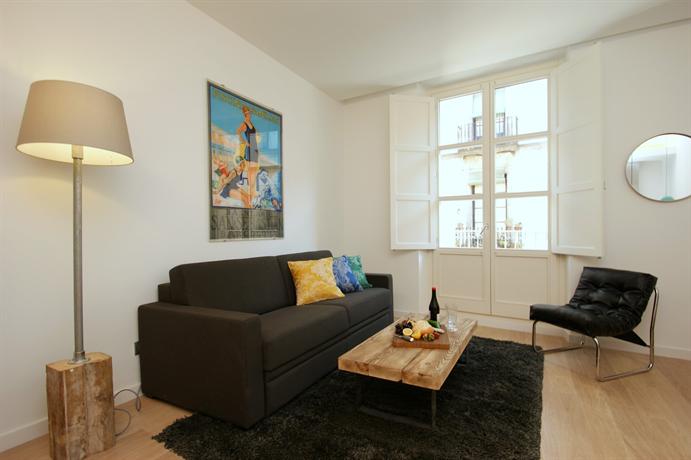 Ramblas Deluxe Apartment C
