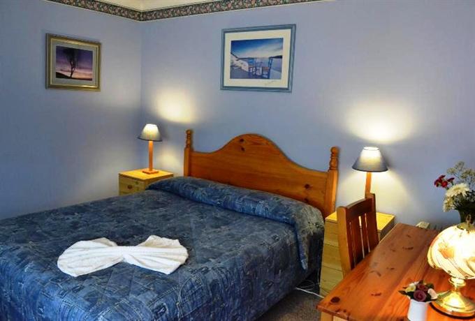 Palms Bed and Breakfast