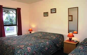 Lake Brunner Country Motel Complex