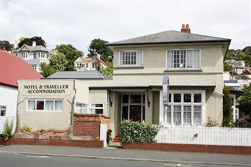 Kiwi's Nest Budget Accommodation & Backpackers