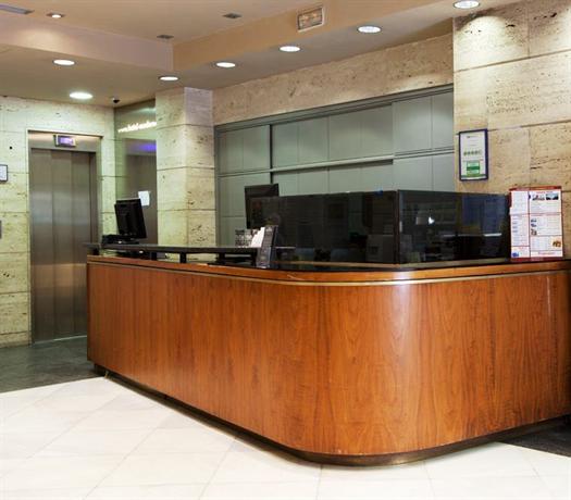 Hotel Moderno Puerta Del Sol Madrid