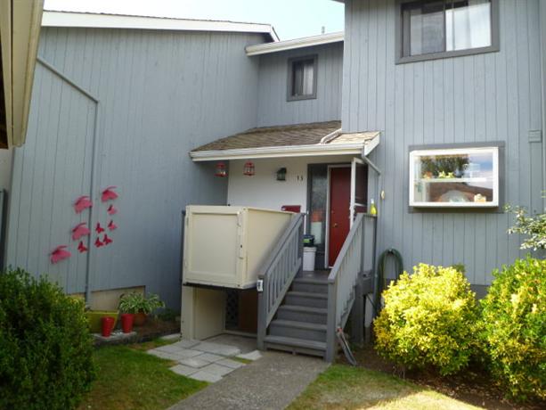 Homestay In Gordon Head Victoria Saanich
