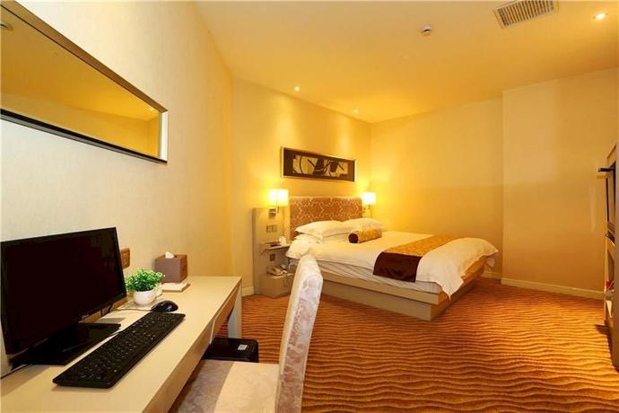 Plaza Of Westcity Hotel