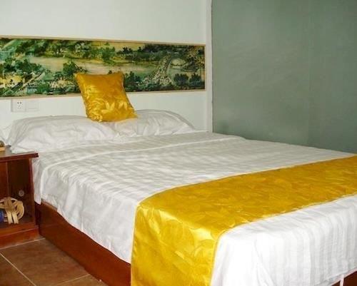 Jiuhe Yashe Hotel