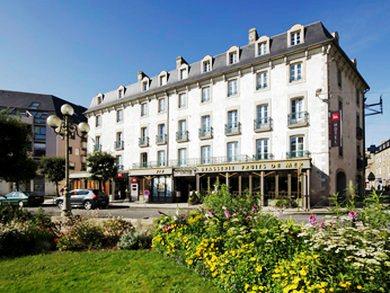 Ibis Dinan