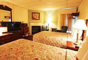 Fireside Inn and Suites Bangor Maine
