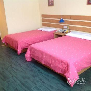 Home Inn Longkou Huangcheng Bus Station North Street Branch