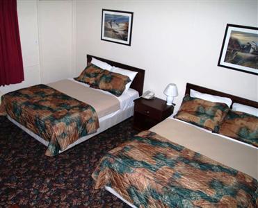 Thompson Inn