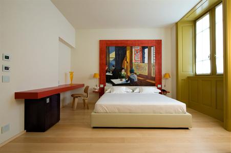 Petronilla Hotel