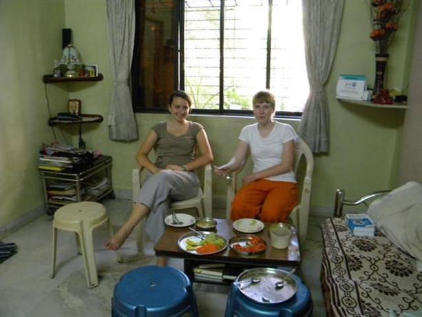 Homestay in Eastern Suburbs near Mulund Railway Station