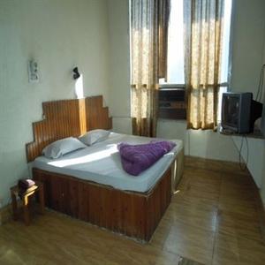 Mid Way Tourist Resort