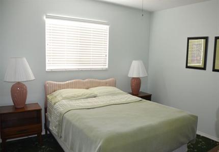 Twins Inn & Apartments