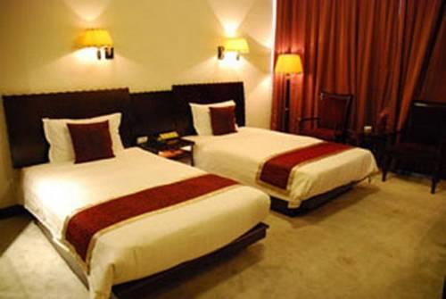 Hangzhou Yinqiao Hotel