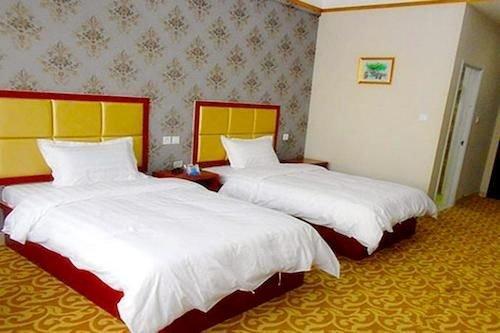 Jufeng Business Hotel
