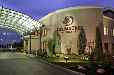 DoubleTree by Hilton Hotel Buffalo - Amherst
