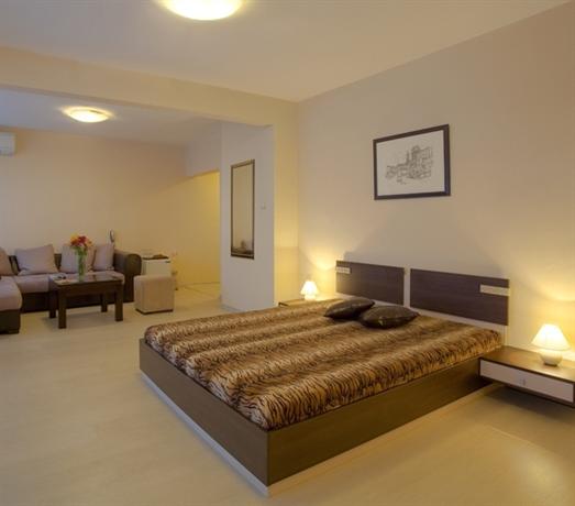 Bohemy Apartments