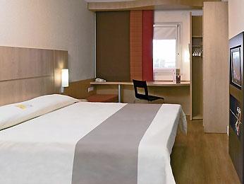 Ibis Dalian Sanba