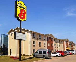 Super 8 Motel Airport South Irving