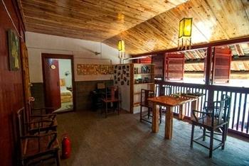 Longyan Yongding Tulou Fuyulou Changdi Inn