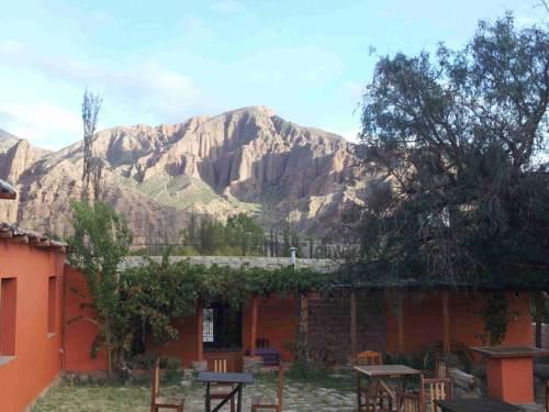 Hosteria La Casona Amarilla