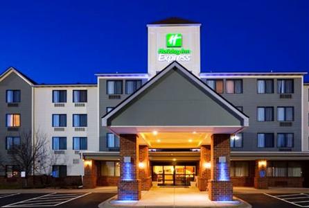 Holiday Inn Express Coon Rapids