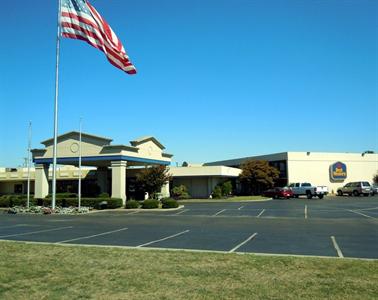 Dyersburg Inn
