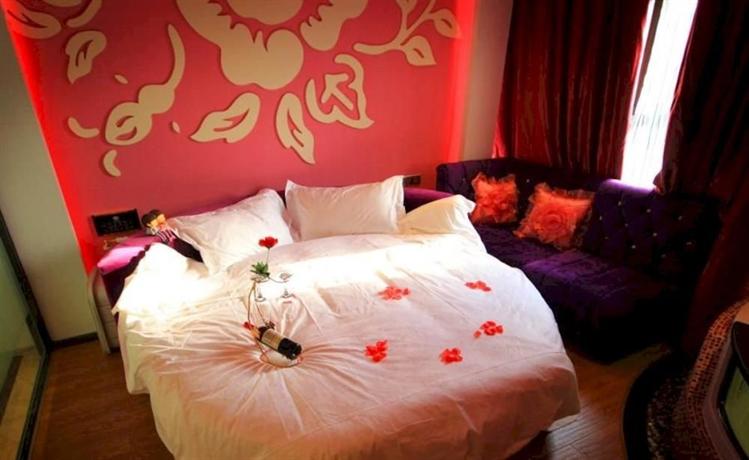 Rose Theme Hotel