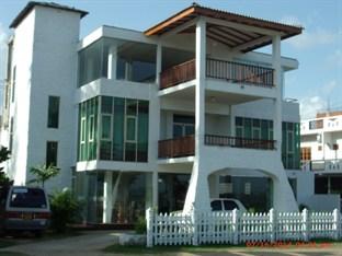 Agra Beach Resort