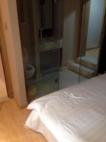 Guangbin International Apartment Hotel