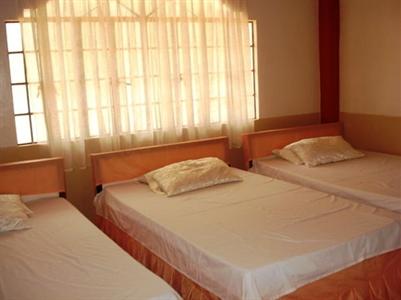 Rex Tourist Inn