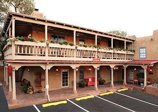 Inn at Vanessie