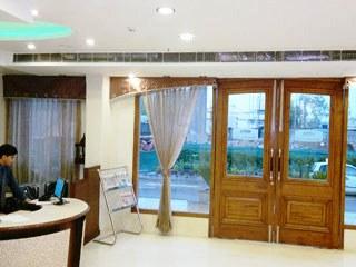 Rousha Inn