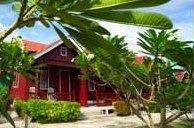 Flora Bay 1