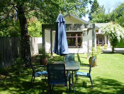 Harrogate Gardens Motel