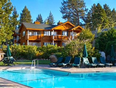 Red Wolf Lakeside Lodge