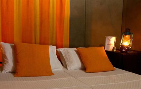 Mahoora Tented Luxury Safari Camp - Udawalawe