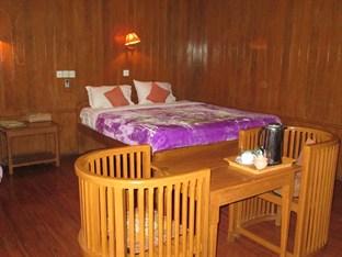 Manaw Thu Kha Hotel