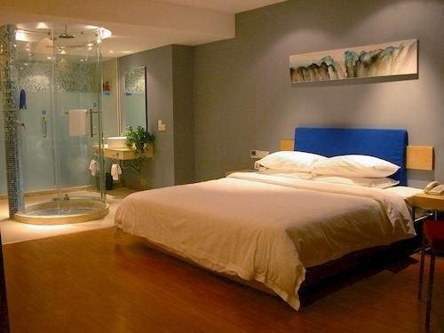 Dalian Xinghai Coast Holiday Hotel