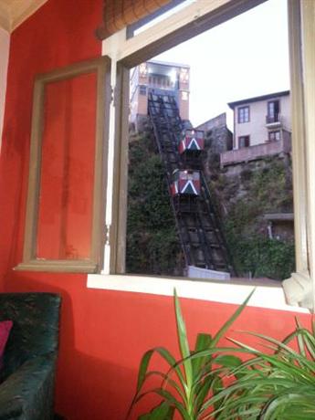 Homestay in Valparaiso near Plaza Anibal Pinto