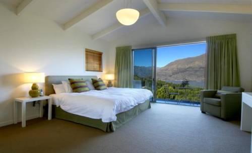 Southerly Hotel