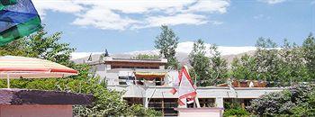 Kanika Himalayan View