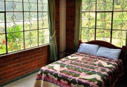 Hostal Familiar Las Granadillas