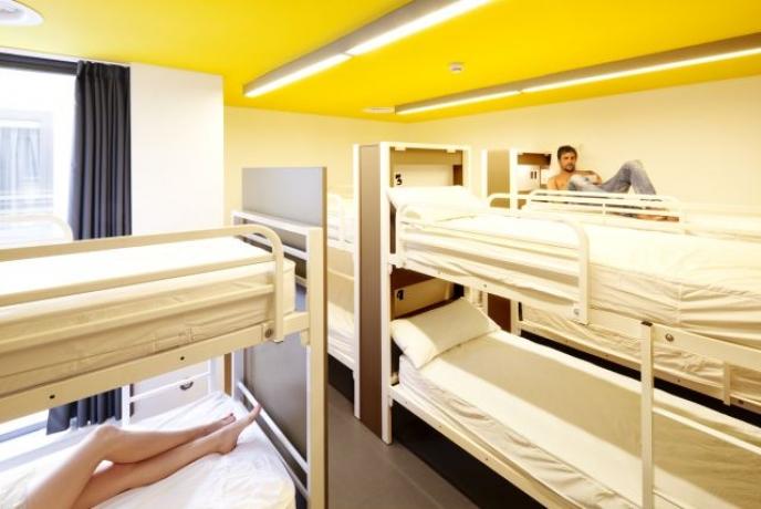 Amistat Beach Hostel