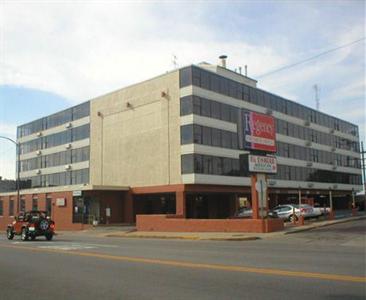 Regency Downtown Premier Hotel