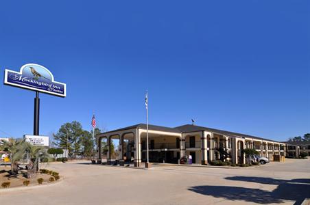 Mockingbird Inn & Suites