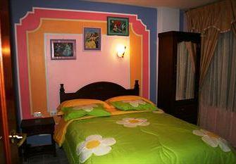 Hostal Canela y Miel